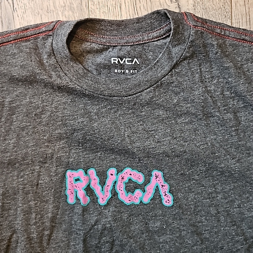 RVCA Boys Fit Small Tee Shirt Brand New With Tags - Picture 3 of 5